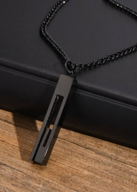 Ланцюжок на шию з прямокутним кулоном чорний MFStore Изображение Ланцюжок на шию з прямокутним кулоном чорний MFStore