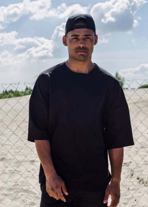 Футболка мужская oversize черная Изображение Футболка мужская oversize черная