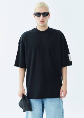 Футболка базова оверсайз з нашивкою на рукаві чорна MFStore Изображение Футболка базова оверсайз з нашивкою на рукаві чорна MFStore