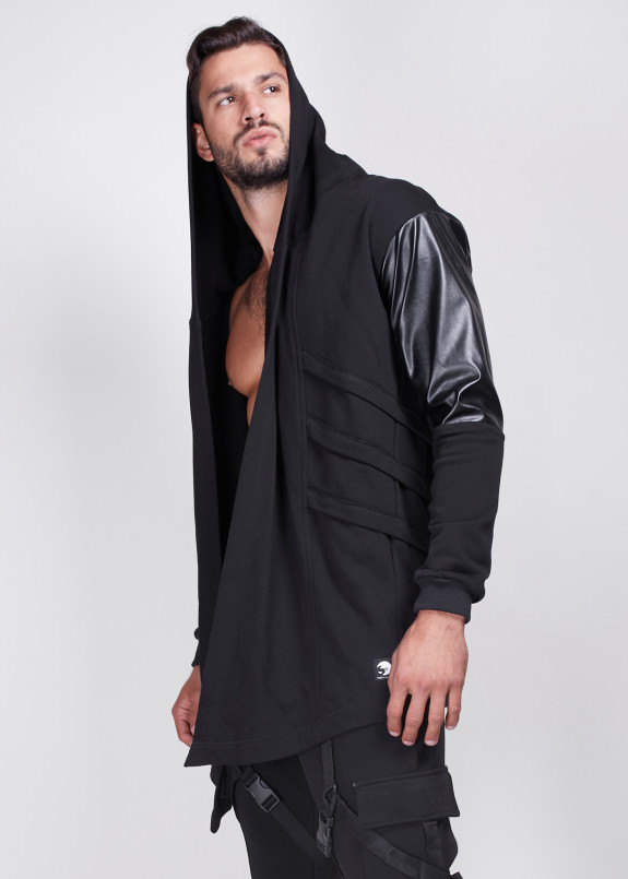 Мантия мужская со вставками рифлеными эко-кожи черная Изображение Мантия мужская со вставками рифлеными эко-кожи черная