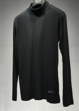 Лонгслив с маленьким лого внизу MFStore Изображение Лонгслив с маленьким лого внизу MFStore