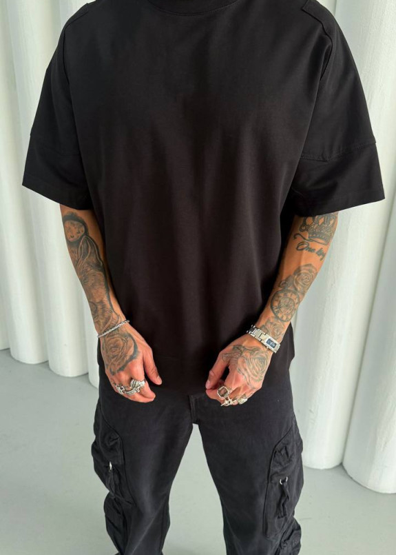 Футболка оверсайз зі вставками на плечах і розрізами по боках чорна MFStore Изображение Футболка оверсайз зі вставками на плечах і розрізами по боках чорна MFStore