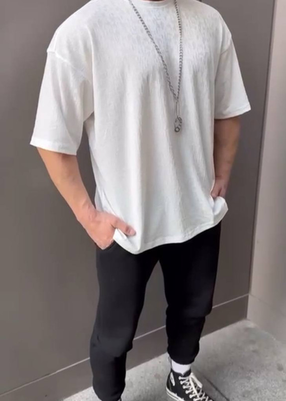 Футболка вільного крою зі швом на спині біла MFStore Изображение Футболка вільного крою зі швом на спині біла MFStore