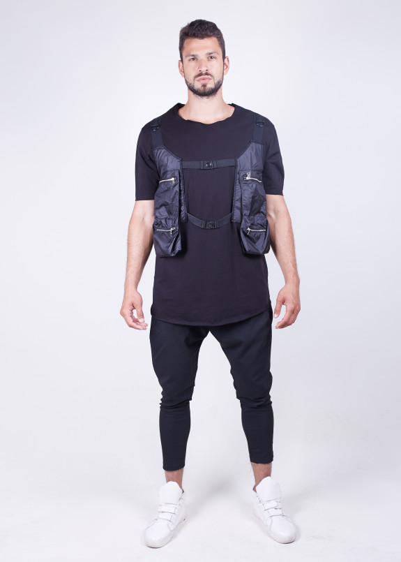 Футболка черная с карманами-сумками по бокам MFStore Изображение Футболка черная с карманами-сумками по бокам MFStore