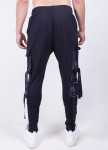 Брюки мужские спортивные с затяжками и вставками по длине Изображение Брюки мужские спортивные с затяжками и вставками по длине