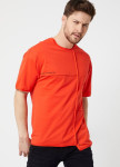 Изображение Асимметричная  красная футболка со швом MFStore
