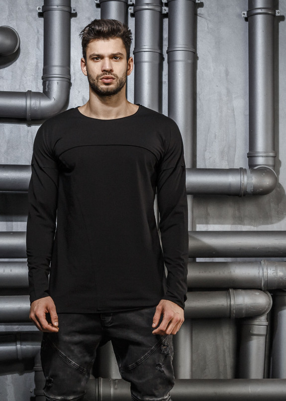 Кофта черная со швами Mfstore Изображение Кофта черная со швами Mfstore