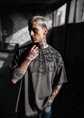 Футболка оверсайз сіра виварена з малюнком MFStore Изображение Футболка оверсайз сіра виварена з малюнком MFStore