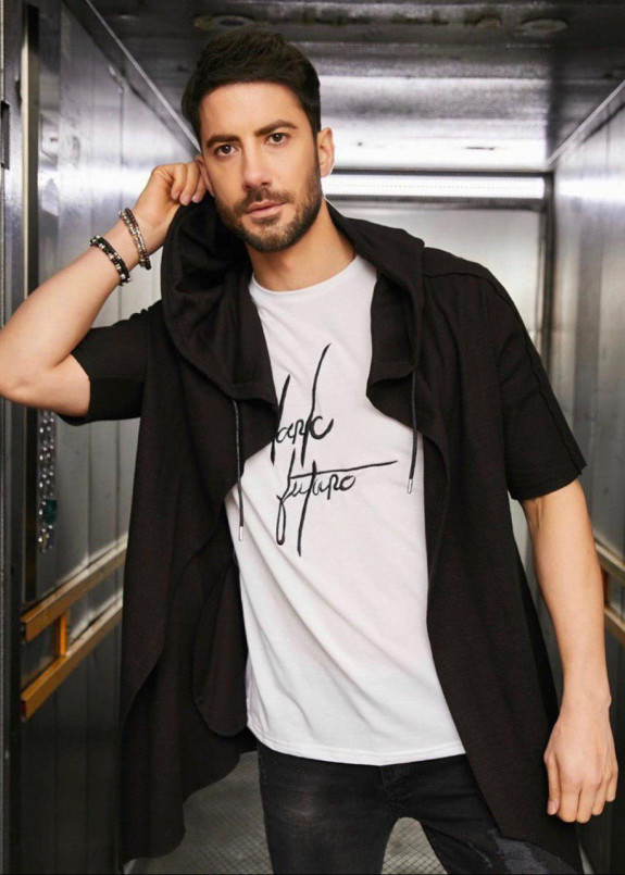 Кофта з коротким рукавом та капюшоном MFStore Изображение Кофта з коротким рукавом та капюшоном MFStore