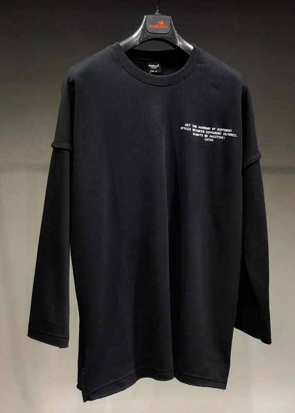 Кофта с укороченным рукавом и текстом слева MFStore Изображение Кофта с укороченным рукавом и текстом слева MFStore