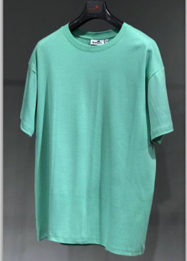 Футболка с маленьким лого на спине сверху MFStore Изображение Футболка с маленьким лого на спине сверху MFStore