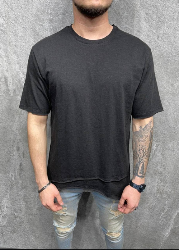 Изображение Ассиметричная черная футболка с двойным кантом MFStore