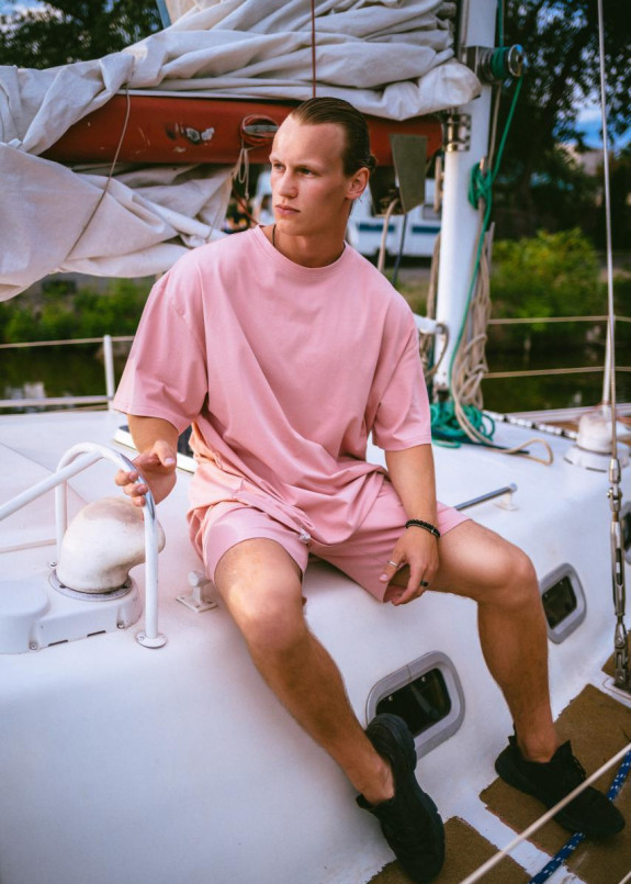 Костюм мужской oversize пудровый цвет Изображение Костюм мужской oversize пудровый цвет